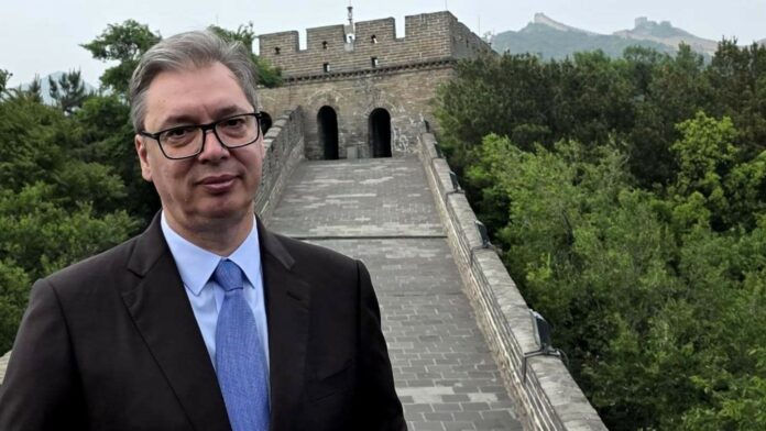 aleksandar-vucic-w-chinach-wielki-mur-badaling Aleksandar Vučić w Chinach podczas wizyty na Wielkim Murze