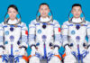 Tiangong czeka na Shenzhou-23. W załodze pierwsza astronautka z Hongkongu Załoga Shenzhou-23 przed lotem na stację kosmiczną Tiangong