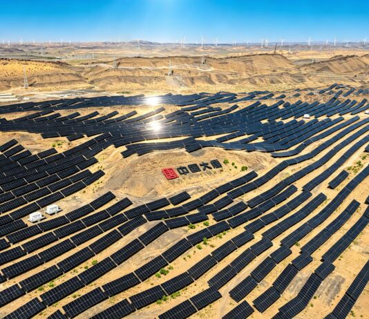 Słońce dla sztucznej inteligencji. Ningxia zasila centra danych zieloną energią Zielona energia dla centrów danych w Chinach – Ningxia