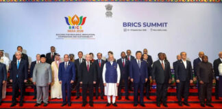 Xi Jinping przedstawia pięć propozycji dla przyszłości BRICS Przywódcy państw podczas szczytu BRICS w New Delhi w 2026 roku
