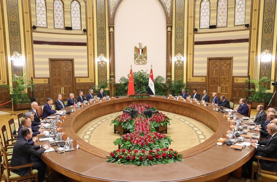 Xi Jinping i Abdel Fattah el-Sisi podczas rozmów o współpracy Chin i Egiptu w Kairze