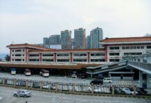 Jedna kolejka zamiast dwóch. Huanggang ma skrócić odprawę do 5 minut Przejście graniczne Huanggang między Shenzhen a Hongkongiem