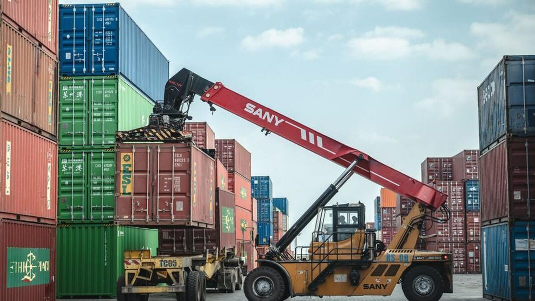 Port Doraleh w Dżibuti – handel Chiny–Afryka Kontenery i urządzenia przeładunkowe w porcie Doraleh w Dżibuti
